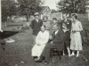 1930? Grytan. Anna Kristina och Erik Eriksson sittande. Bak fr. vä. dottern Ester med man Harry, barnen Bror, Henry och Elin samt yngste sonen Stig. (Kurt Folkesson)
